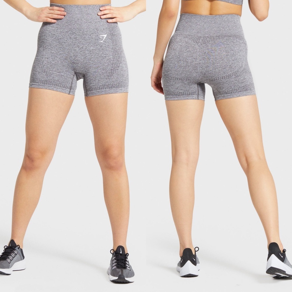 Gymshark Vital Seamless Shorts in Grey - M